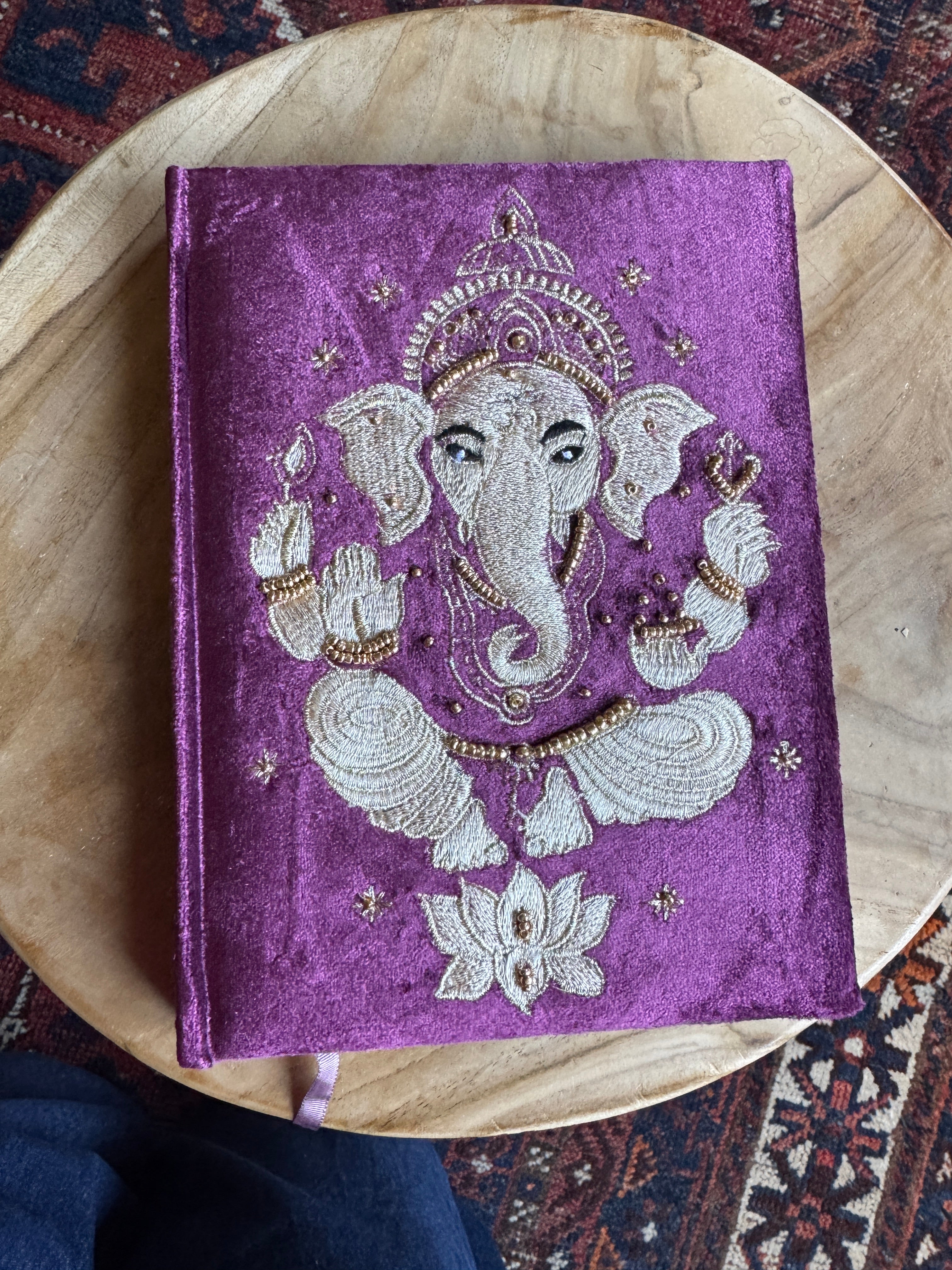 Notitieboek fluweel – Ganesha 💜