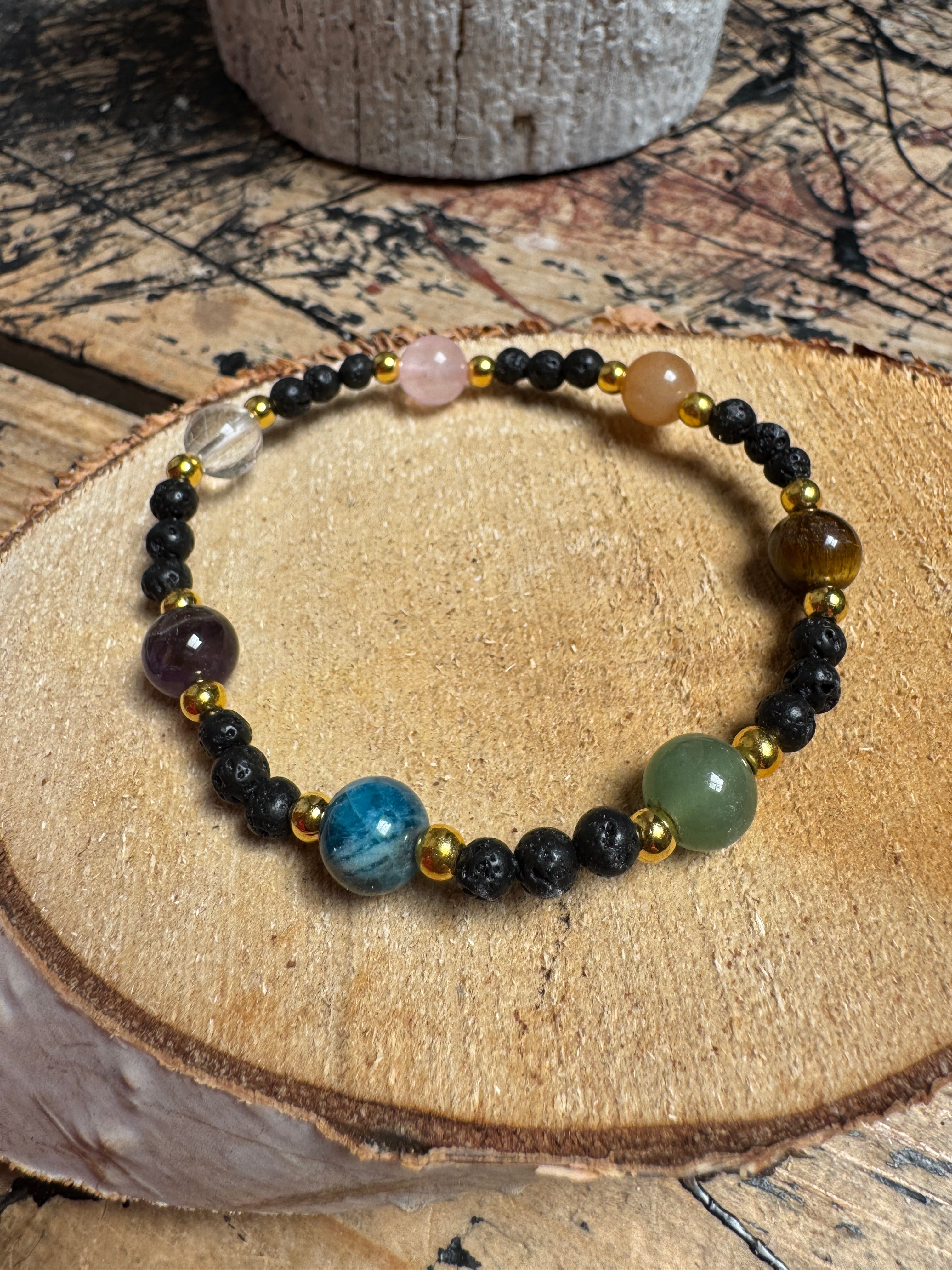 🌈 Lava armband met 7 edelstenen