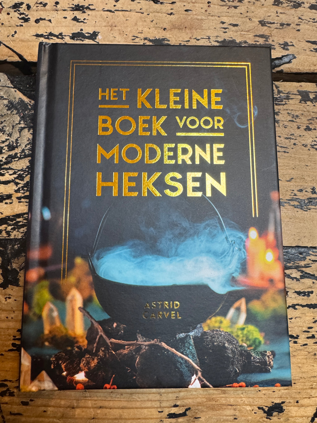 🖤 Het kleine boek voor moderne heksen 🖤