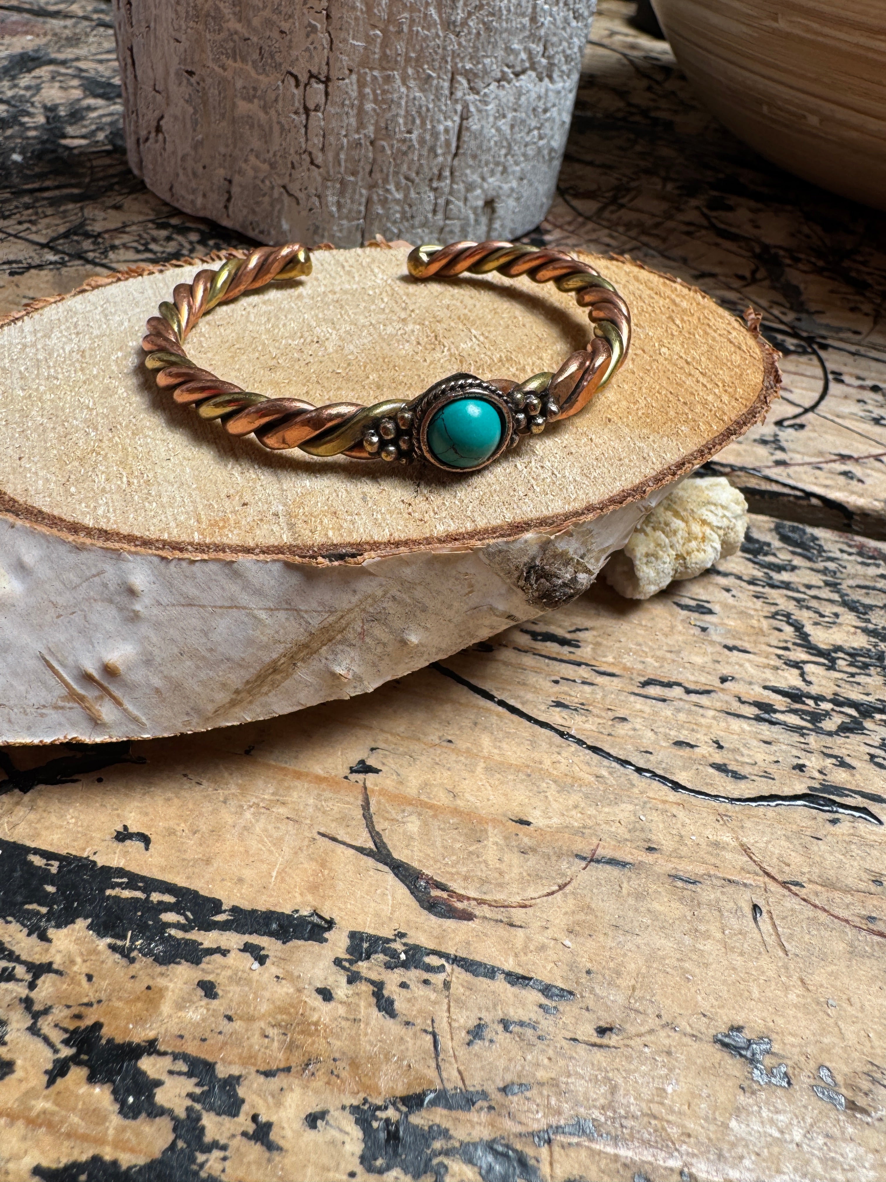 ✨ Gevlochten koper armband turquoise